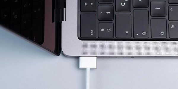 苹果 macOS 14.1引入新守护系统，分析 USB-C 端口是否接触液体